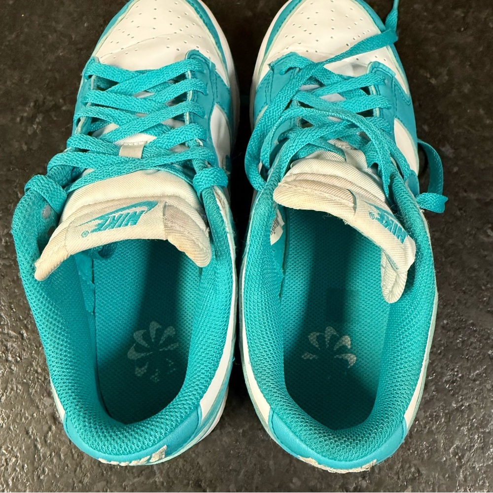Nike Teal Low Dunks - Size 8 - Picture 6 of 7
